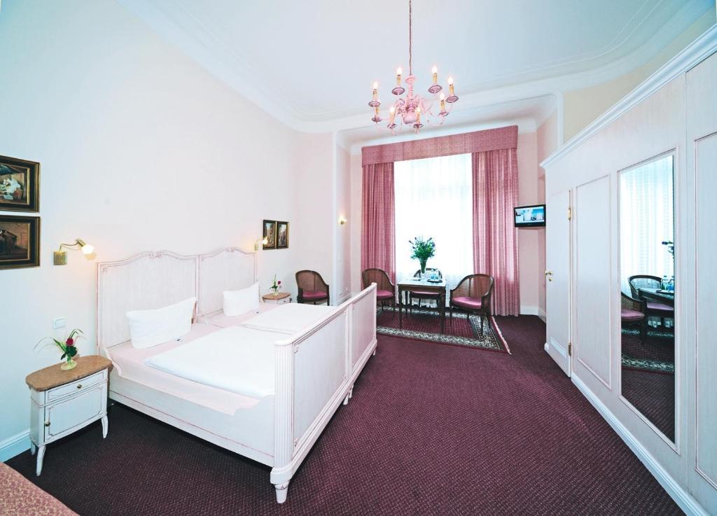 Hotel Pension Fasanenhaus เบอร์ลิน ห้อง รูปภาพ
