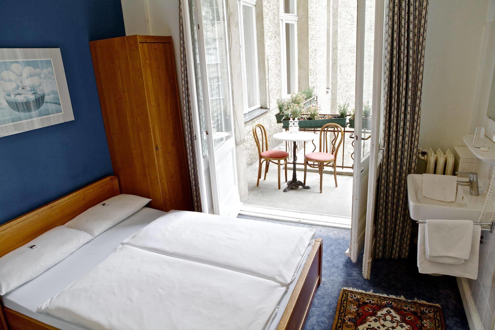 Hotel Pension Fasanenhaus เบอร์ลิน ภายนอก รูปภาพ
