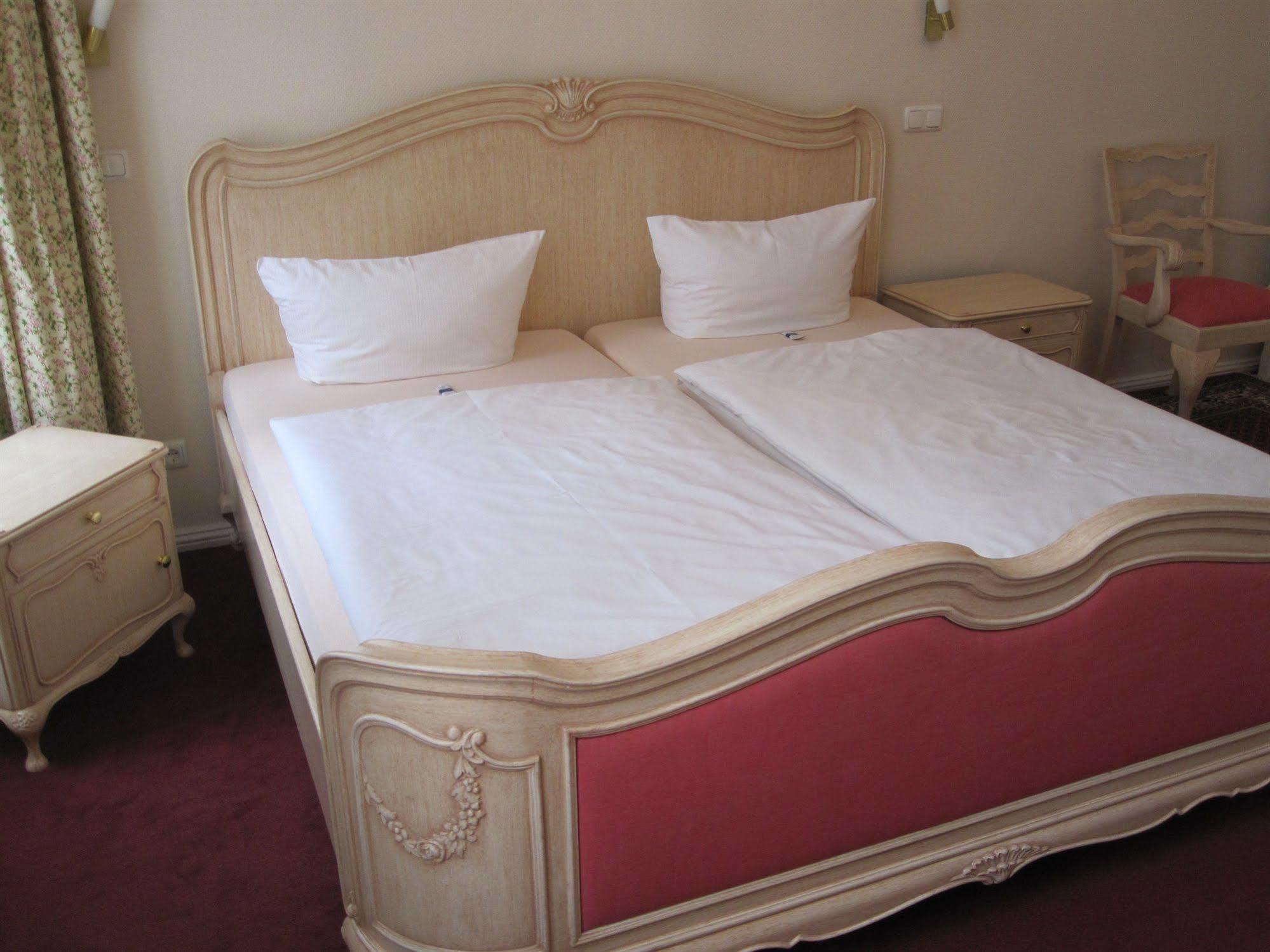 Hotel Pension Fasanenhaus เบอร์ลิน ภายนอก รูปภาพ